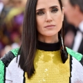 Jennifer-Connelly-2019-Met-Gala-05