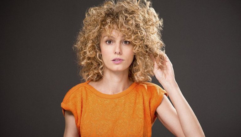 Lo strip di Stoccolma alias Esther Acebo ne la Casa di Carta