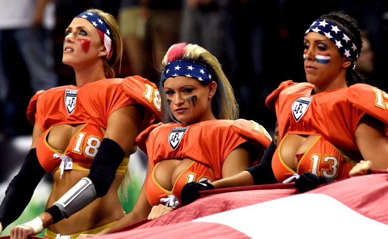 La Extreme Football League: sport, bellezza e spettacolo